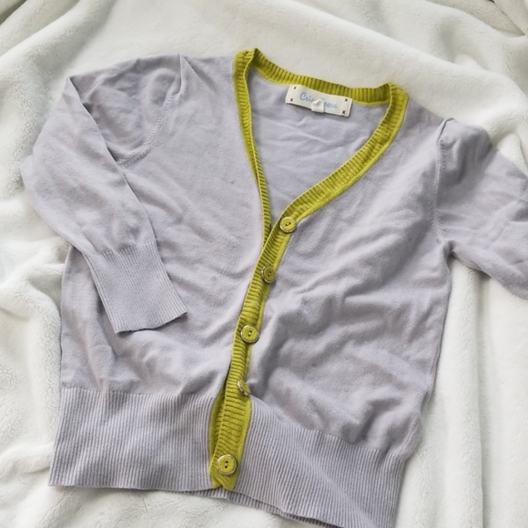 Grey button Cardigan with green accent trim - Picture 2 of 4